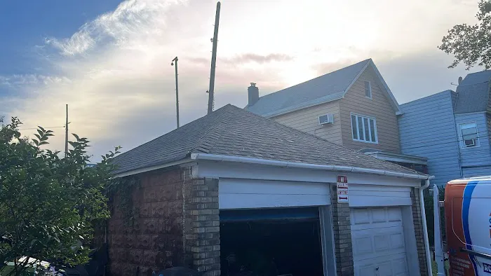 Superior Roofing Pros Picture 5