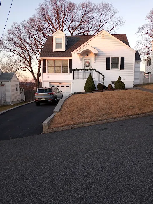 American Quality Roofing & Siding Picture 2
