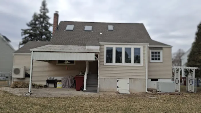 American Quality Roofing & Siding Picture 1