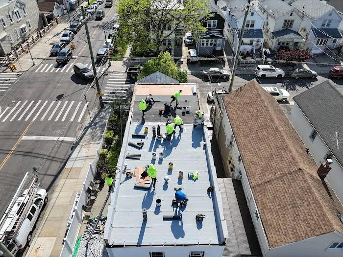 Power Roofing & Siding Long Island City Picture 8
