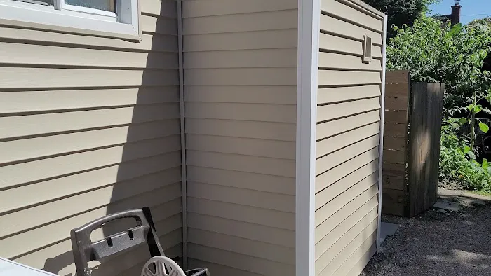 Mineola Roofing and Siding Corp. Picture 4