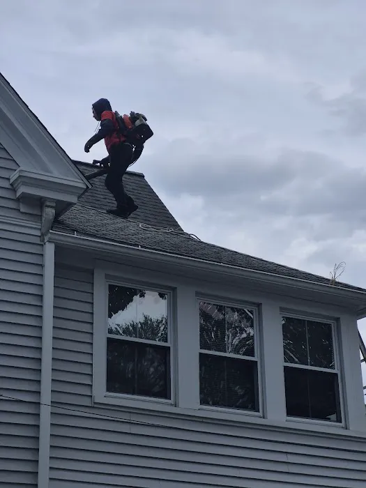 Roof Leak Enders: Roofing & Siding Picture 3