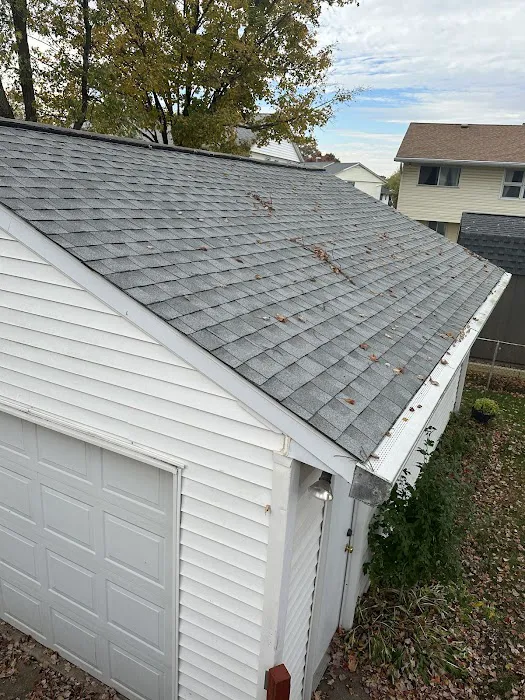 E & J Roofing and Construction, LLC Picture 4