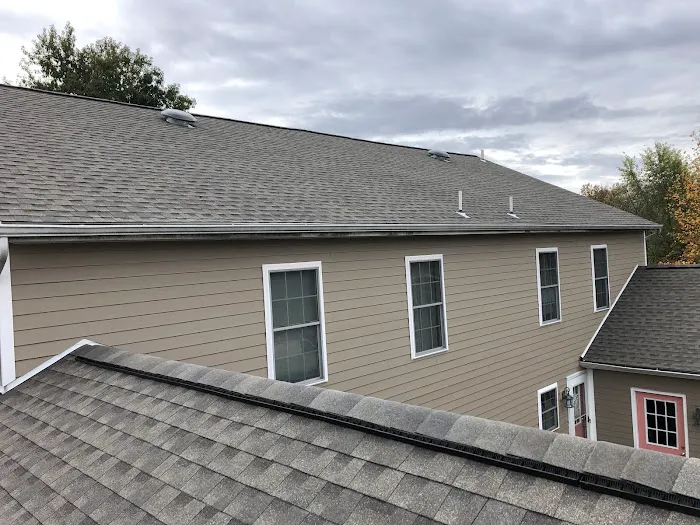 Bone Dry Roofing LLC Picture 1