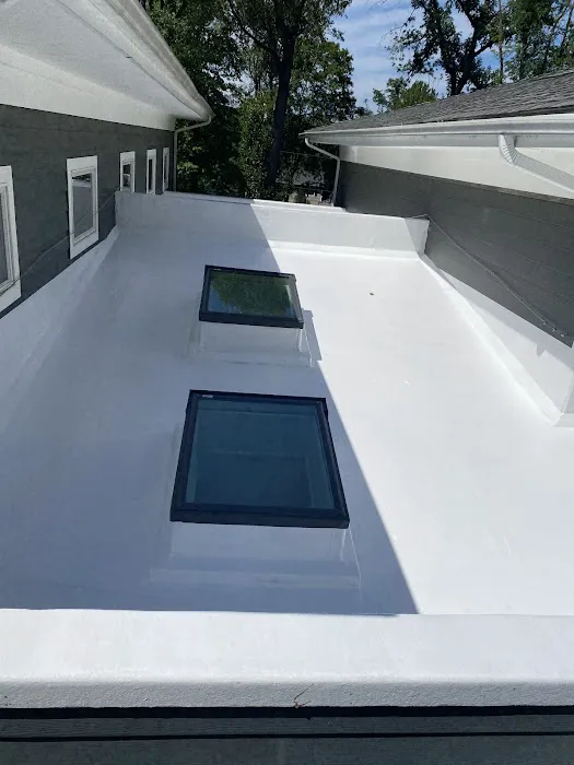 Right Team Roof Repair & Installation Picture 2