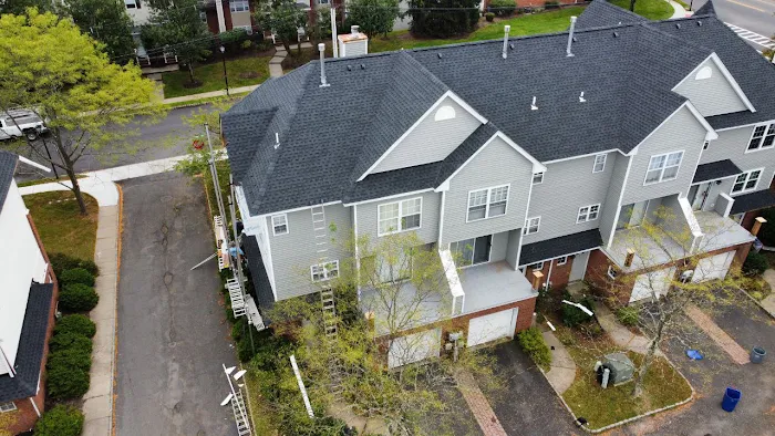 Pro Roofers GC Picture 9