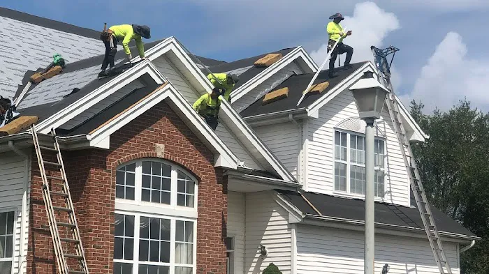 Reisch Roofing and Construction LLC Picture 4