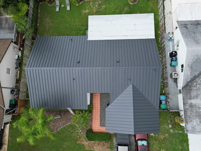 Robertson Roofing and Exteriors LLC Picture 3
