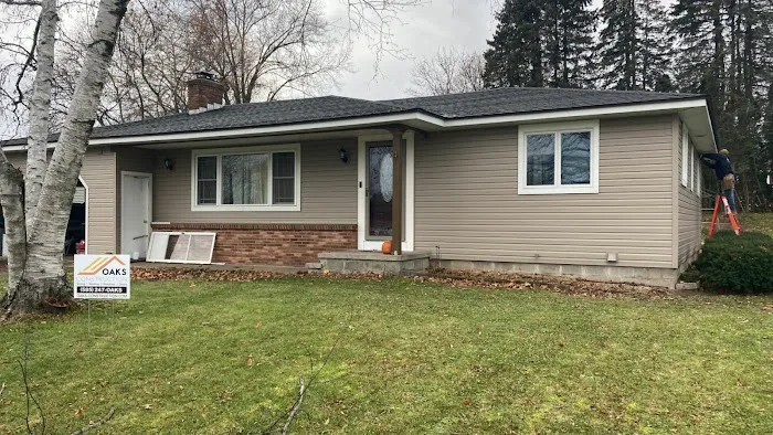 Oaks Roofing & Siding Picture 8