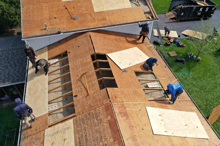 Oaks Roofing & Siding Picture 10