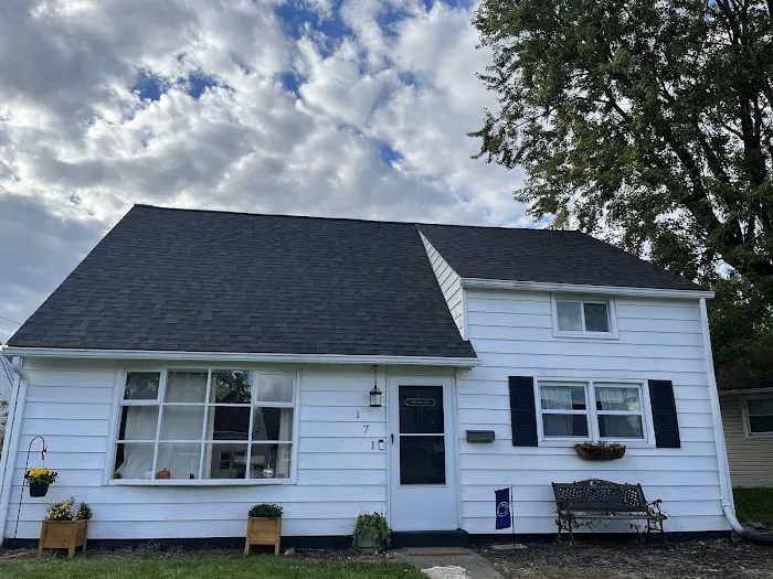 Top Peak Roofing Picture 1