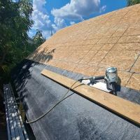 Collins Roofing & Exteriors ico