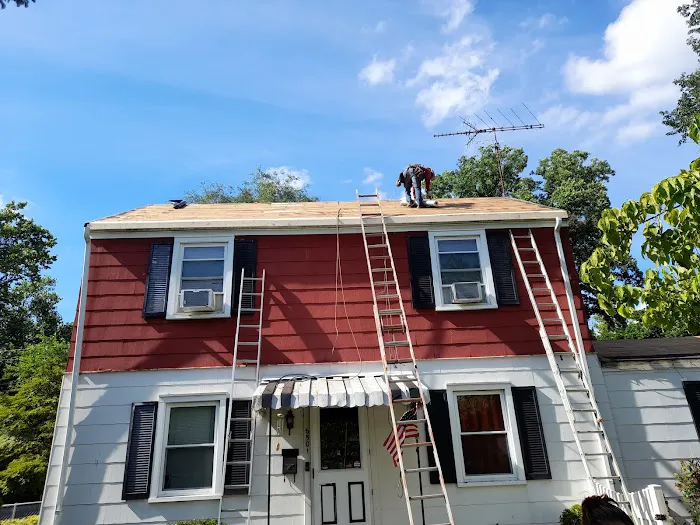 O & R Roof and Carpentry, LLC Picture 3