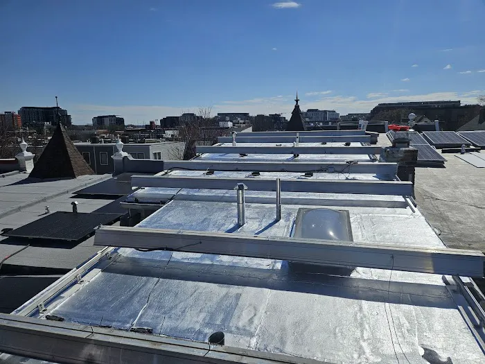 Reyes roofing Picture 1