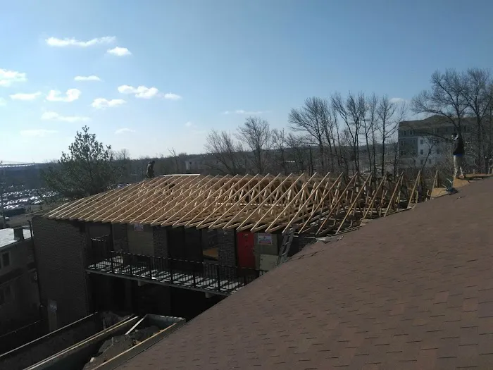 Reyes roofing Picture 9