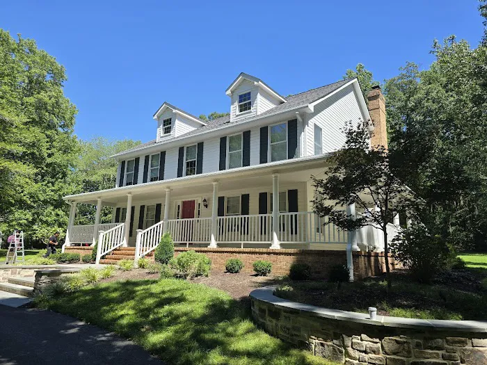 Mid Atlantic Gutters & Roofing Picture 2