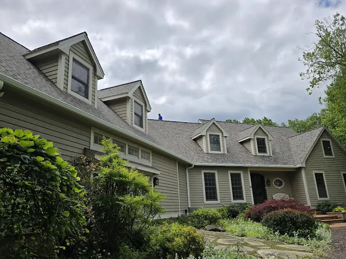 Mid Atlantic Gutters & Roofing Picture 6