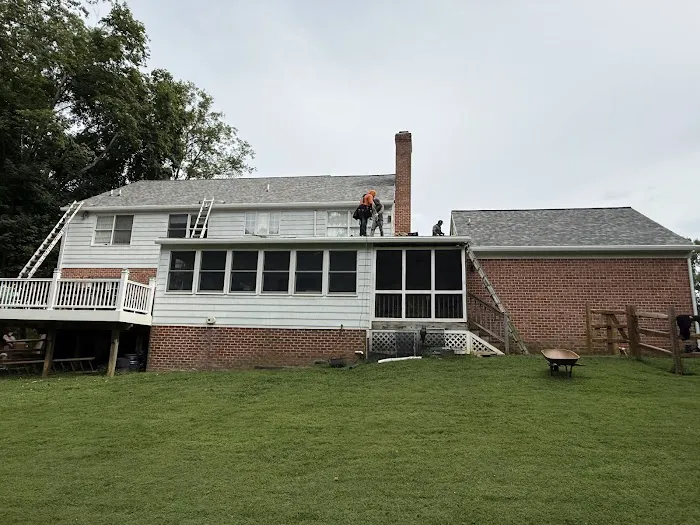 Mid Atlantic Gutters & Roofing Picture 5