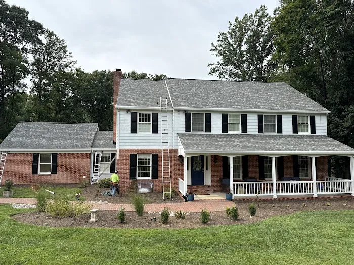 Mid Atlantic Gutters & Roofing Picture 8