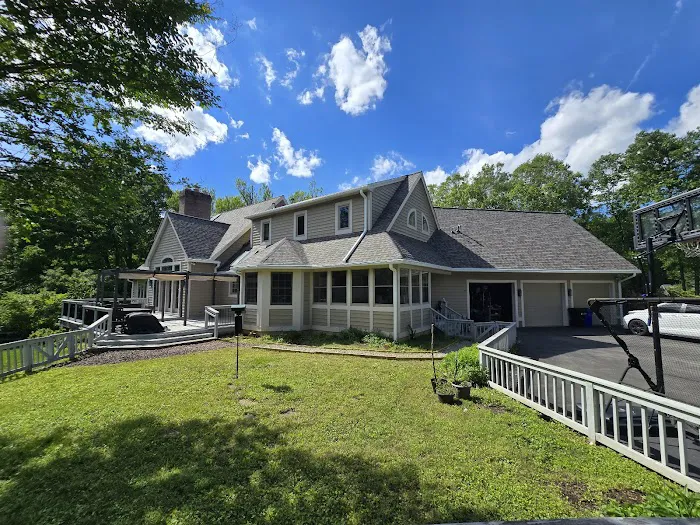 Mid Atlantic Gutters & Roofing Picture 10
