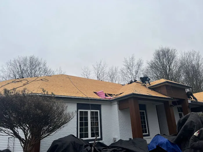 Monroe Roofing & Siding Picture 10