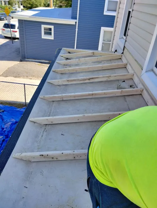 1st Amazon C.S.LLC/ Roofing & More Picture 7