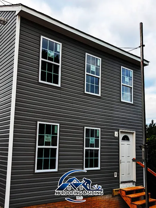 JB roofing and siding Picture 1