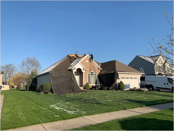 Besroi Roofing & Siding Picture 3
