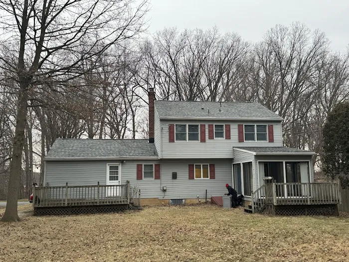 R&R Roofing and Remodeling Picture 1