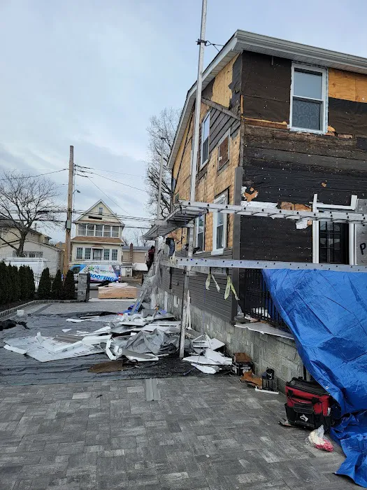 Magic Renovation Roofing and Siding Picture 8