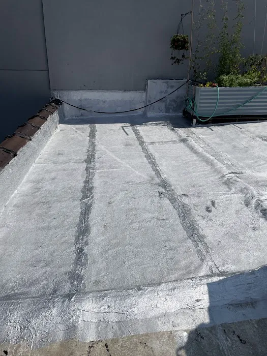 Power Roofing & Siding Contractor Picture 3