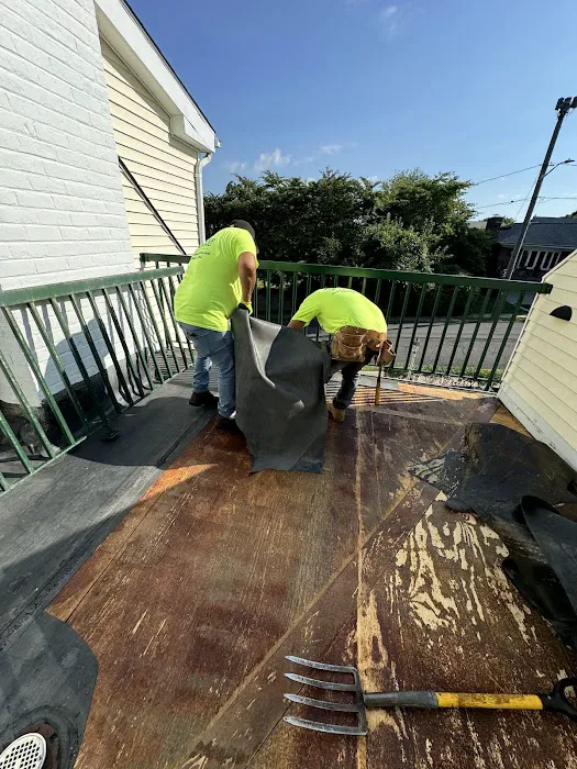 Power Roofing & Siding Contractor Picture 4