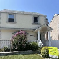 Mighty Roofing & Siding ico