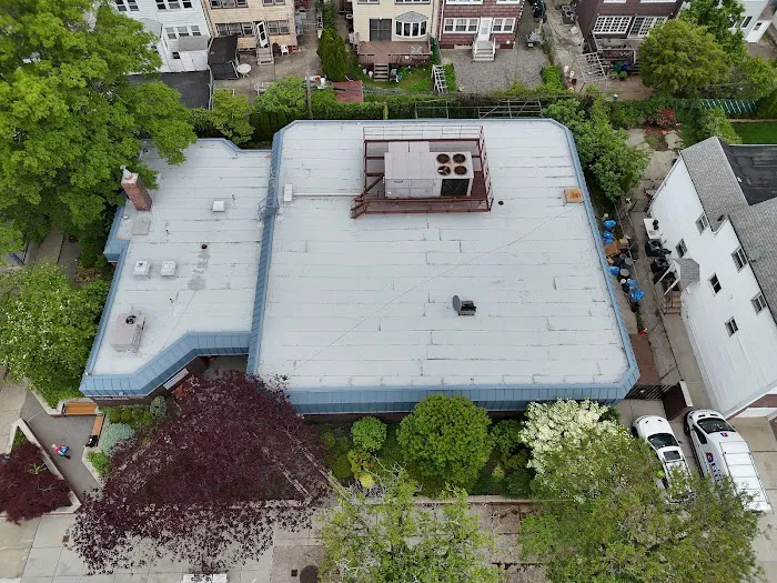 Brooklyn Roofing & Siding Picture 5