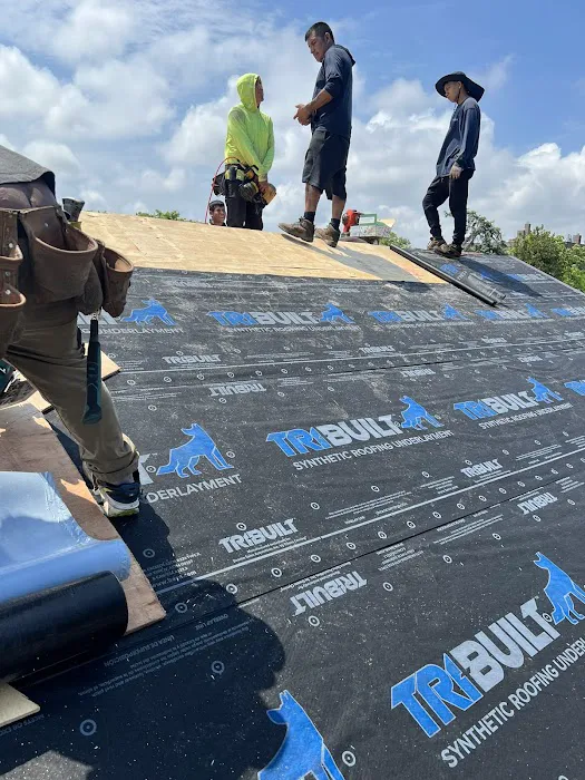 VEVA Roofing and Construction Picture 2