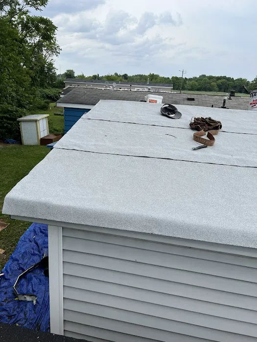 VEVA Roofing and Construction Picture 3