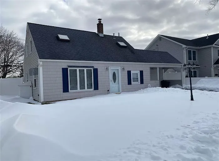 Nassau Roofing Experts - Roof Replacement Contractors Picture 2