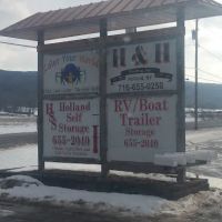 H & H Roofing ico