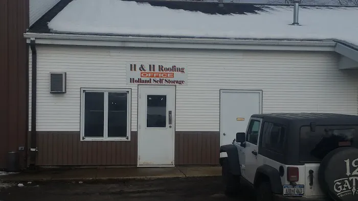 H & H Roofing Picture 2