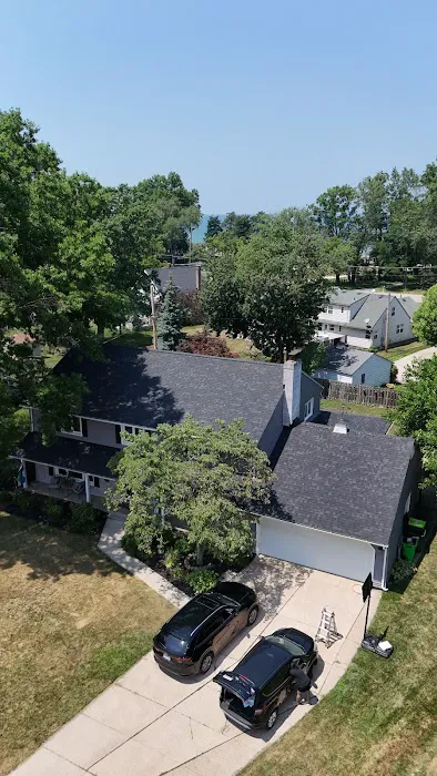 Blue Roofing and Gutters Picture 3