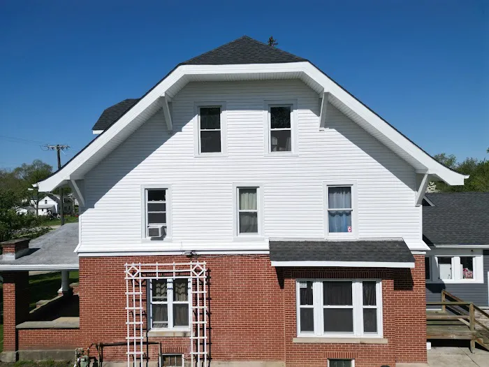 DM Roofing Siding & Windows Picture 2