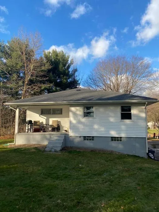 DM Roofing Siding & Windows Picture 3