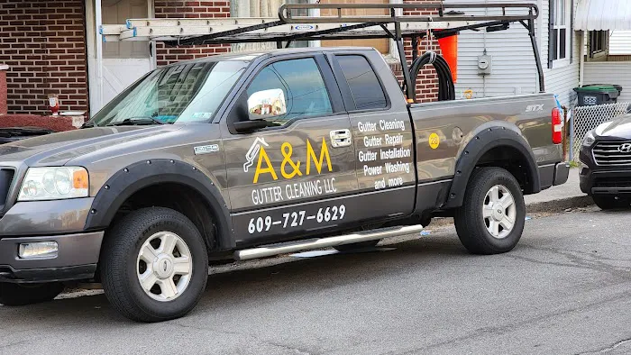 A&M Gutter Cleaning LLC Picture 4