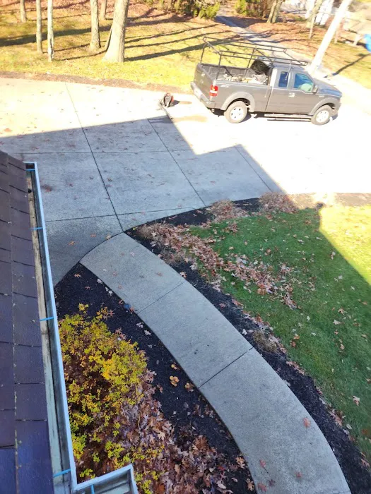 A&M Gutter Cleaning LLC Picture 7
