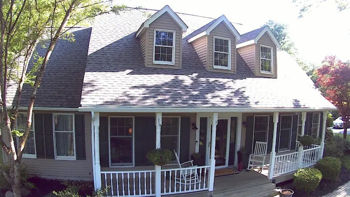 Bernard & Sons Roofing Picture 3