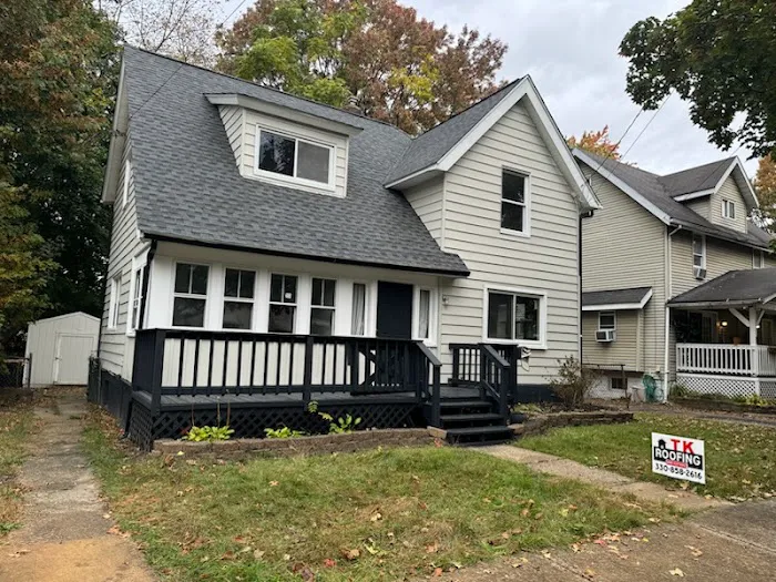 TK Roofing & Gutters Picture 3