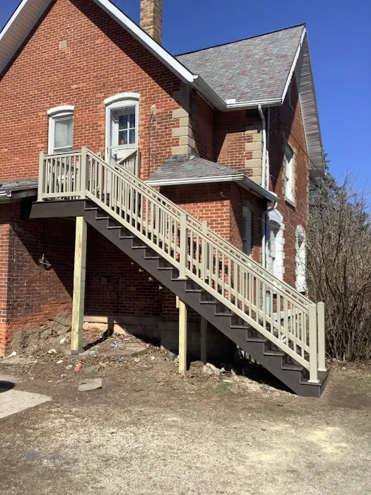 1st Class Roofing & Exteriors Picture 4