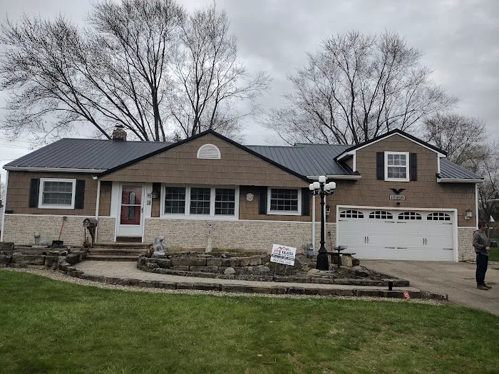 1st Class Roofing & Exteriors Picture 7