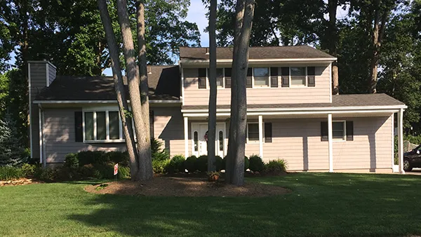 Cislo Siding & Construction Picture 1