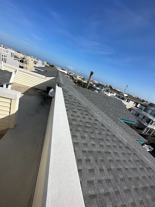 Tritop Roofing and Siding Picture 4